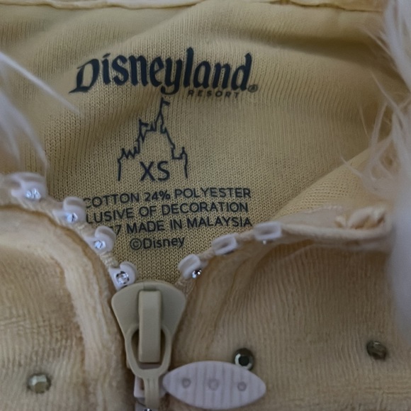 Belle Princess Disneyland Sweater - Picture 5 of 5